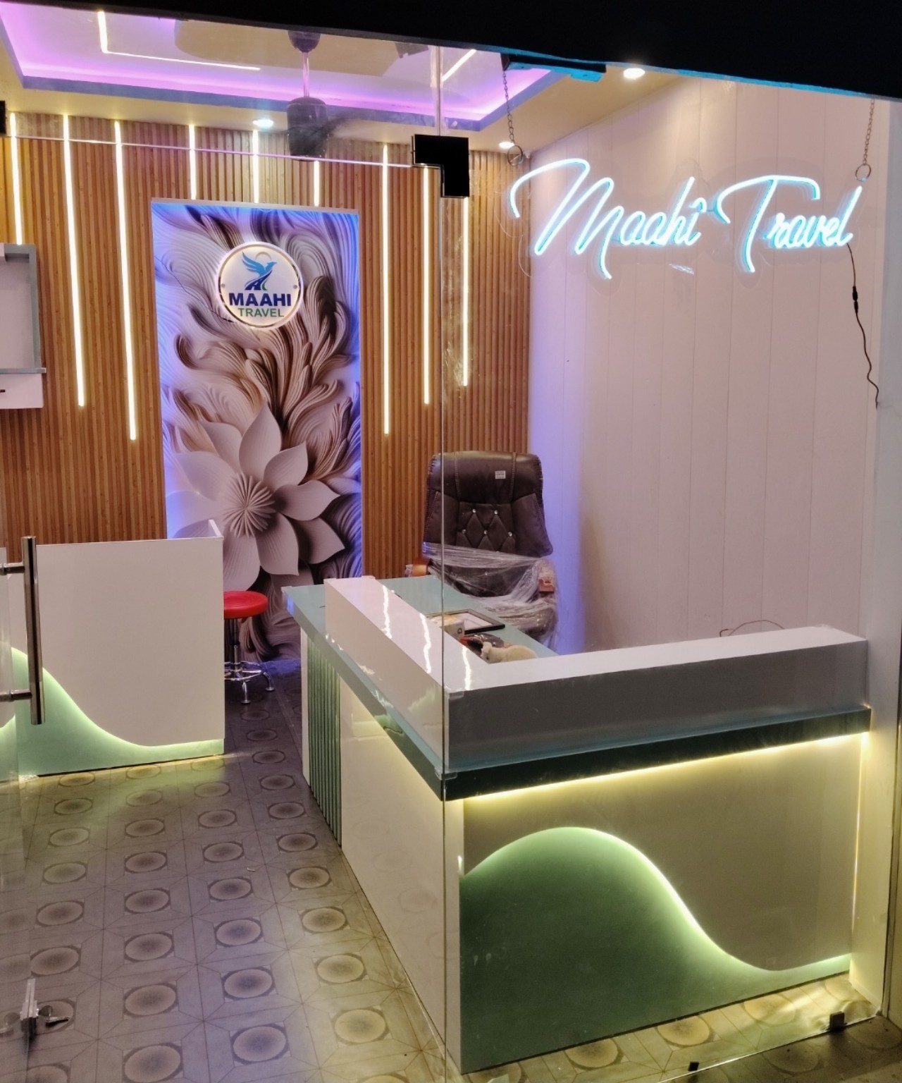 Maahi Travel Office
